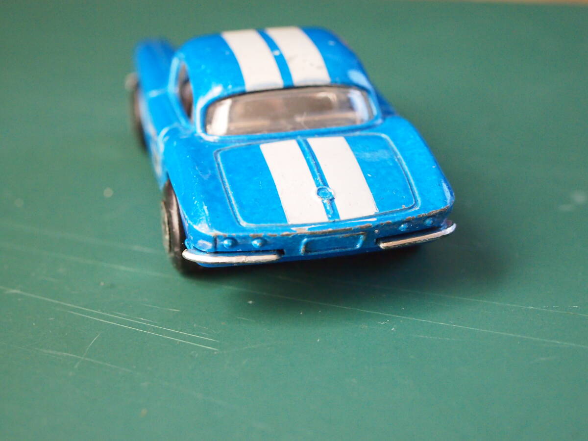 マッチボックス 1962年 シボレー コルベット 青 マカオ製 1/58 本体のみ 外箱無し 中古 ミニカー_画像4