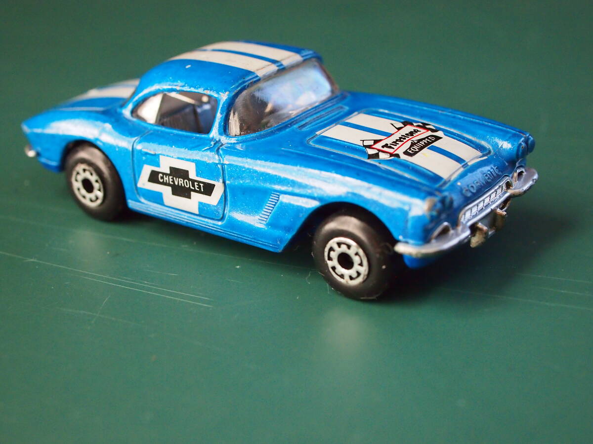 マッチボックス 1962年 シボレー コルベット 青 マカオ製 1/58 本体のみ 外箱無し 中古 ミニカー_画像2