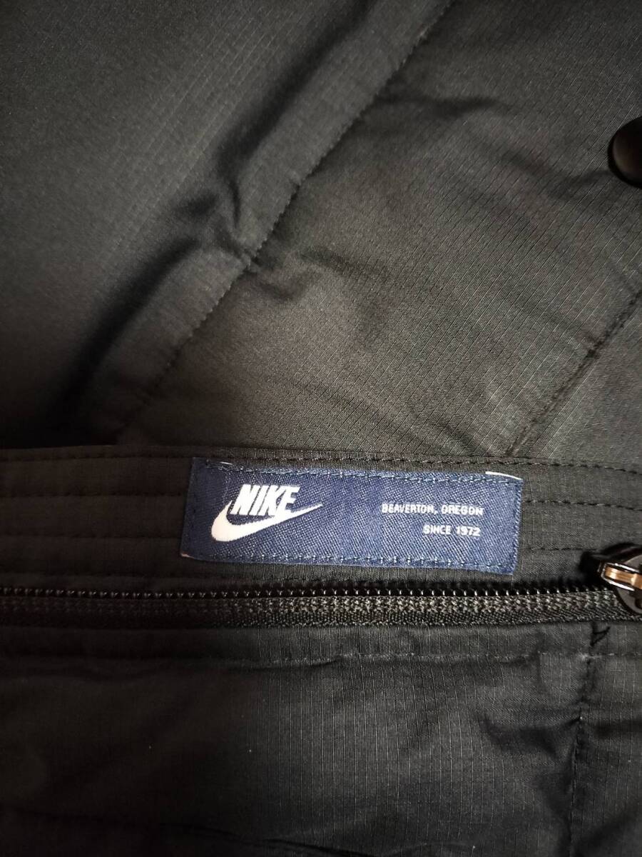 NIKE ナイキ ダウンジャケット XLサイズ メンズ フード取り外し可能 ブラック 美品_画像7
