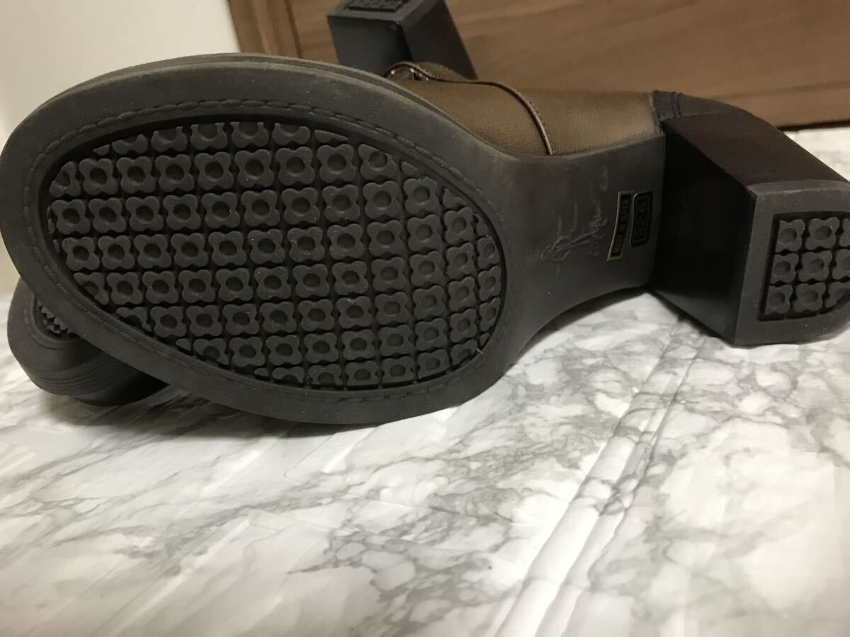 【美品】あしながおじさん メリージェーンパンプス 22.5cmブラウン/ブラック _画像7