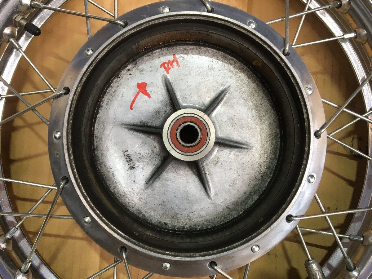 ST400 テンプター NK43A フロントホイール Hリム ダブルリーディングドラム カフェレーサー カスタムにも(中古)2632-Z3754_画像9