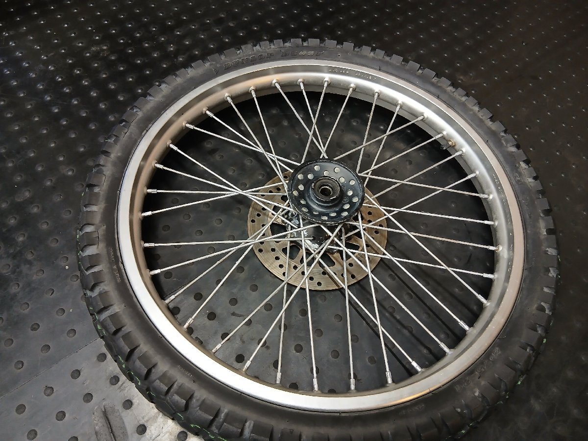 ヤマハ　DT125R　純正　フロントホイール　21×1.60（34X　125㏄　オフロード　YAMAHA絶版2スト　実動動画あり）_画像4