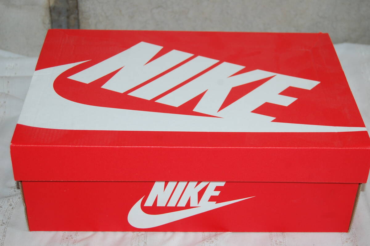NIKI　ナイキ　AQ2235-004　メンズシューズ　26.5㎝　_画像9