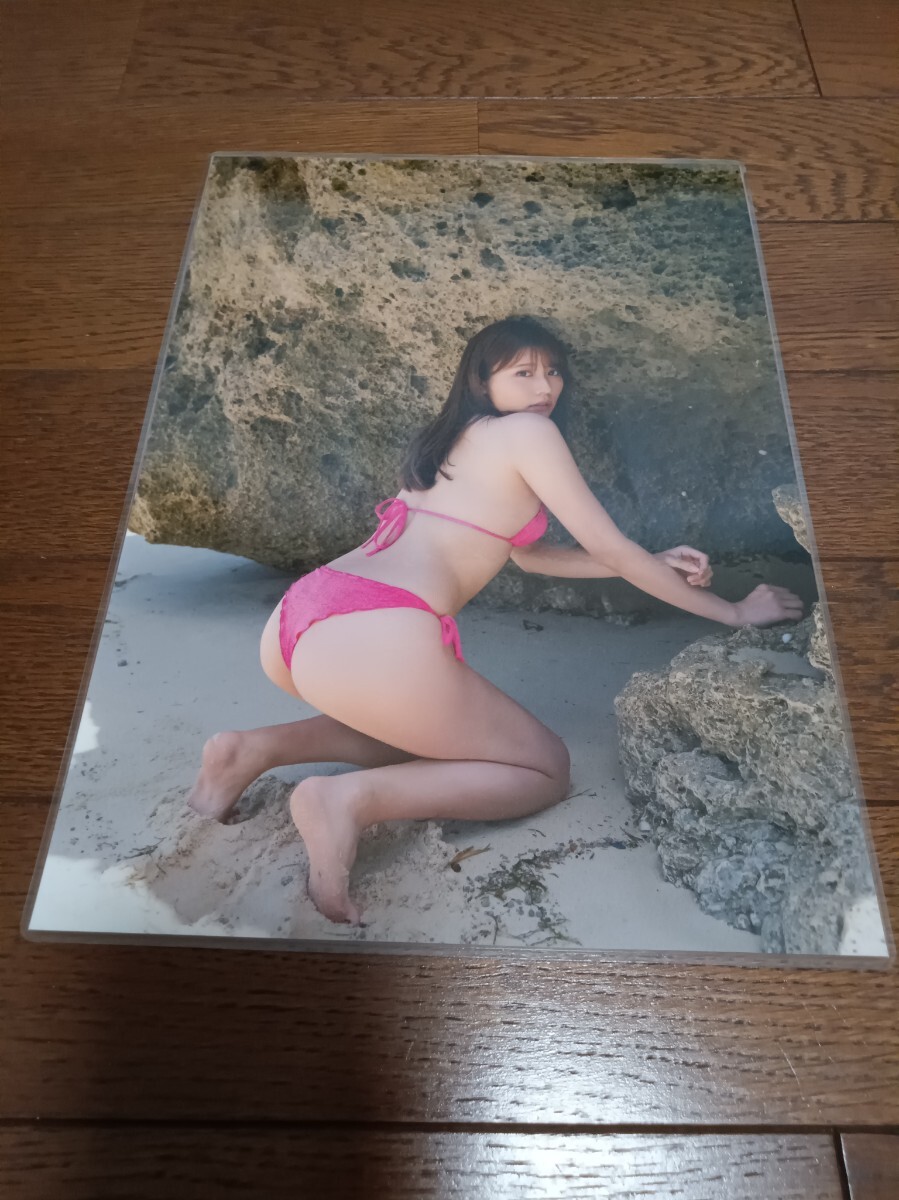 ★厚手ラミネート加工 150μ 切り抜き★ 小日向ゆか 6ページ ビキニ 水着 A4サイズ 2_画像4