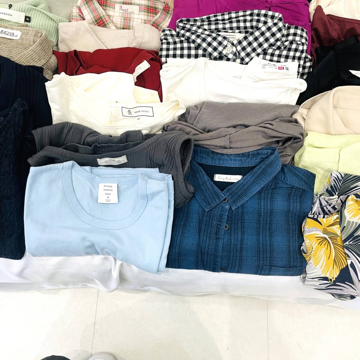 1円～★【73点】レディース トップス おまとめ 大量セット 洋服 アパレル カットソー Tシャツ ブラウス S~L Y511-18_画像4