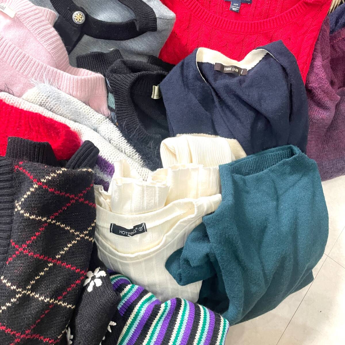 1円~★【1箱 30枚超】レディース トップス セーター カーディガン 冬物 アパレル 古着 スナイデル オリーブdeオリーブ 等 Y511-32_画像6