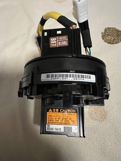 レクサスCT　ステアリングヒーター付スパイラルケーブル　前期・中期用　後期にも　使用期間１ケ月_画像4