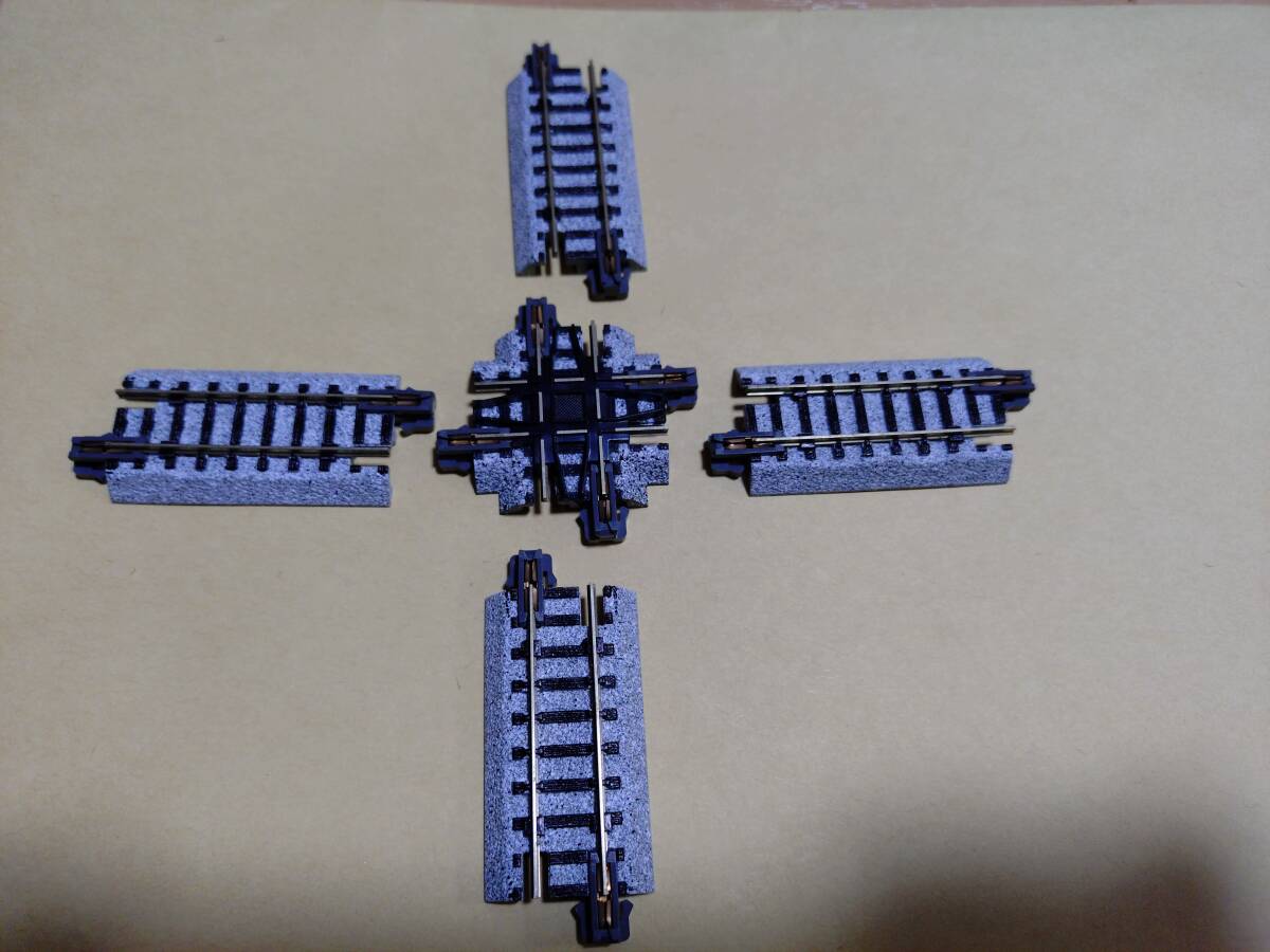 KATO ユニトラック 20-320 交差線路90°(補助線路付) ジャンクで①_画像1