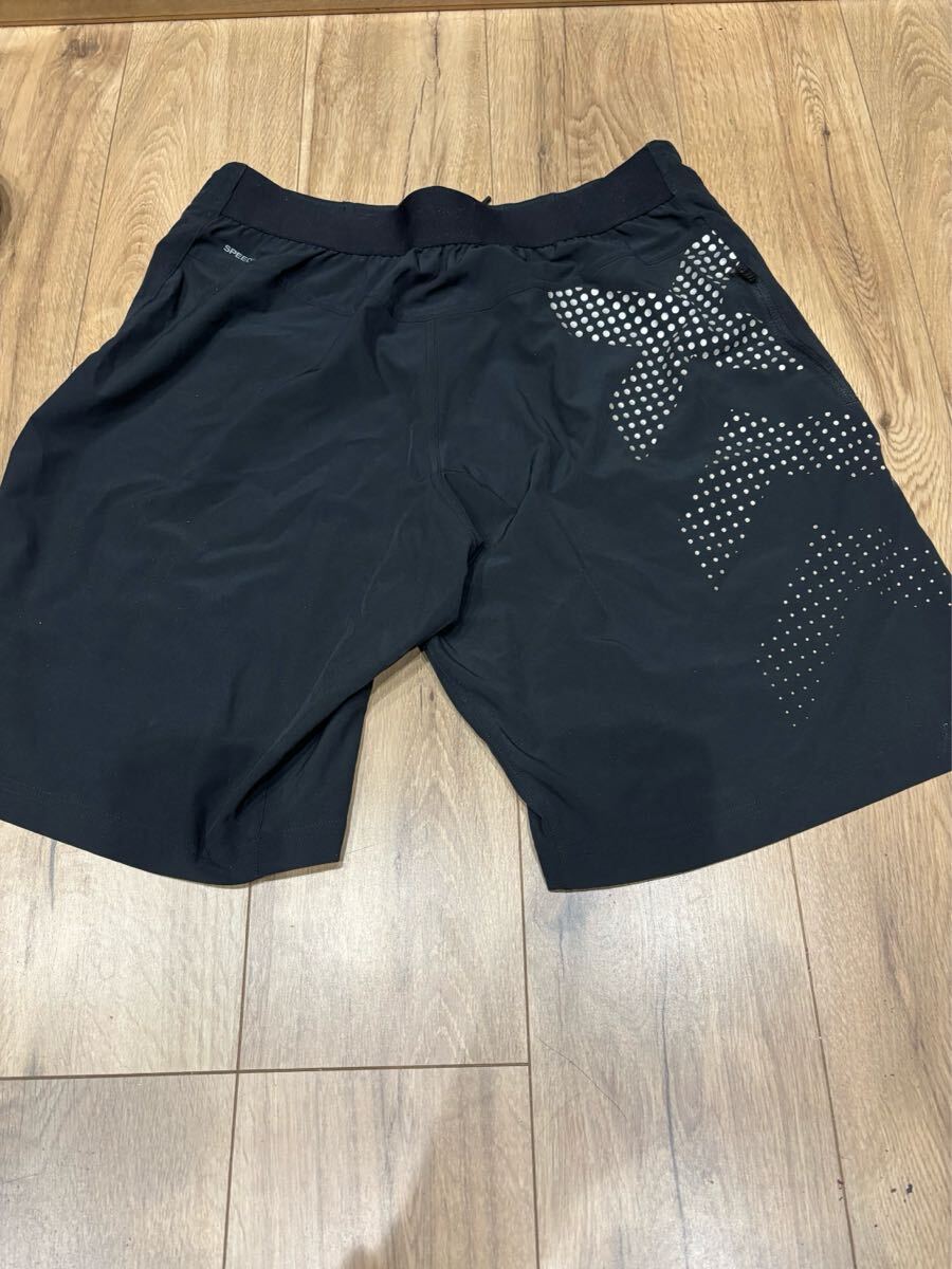 リーボック　Reebok ショートパンツ　コーデュラ　 Mサイズ　 ハーフパンツ ショーツ_画像2