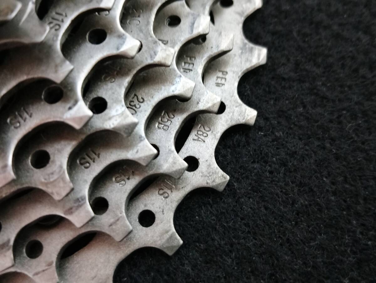 【美品】SHIMANO ULTEGRA CS-R8000 (11-28T) 11S シマノ アルテグラ HGカセット スプロケット 11スピード ギア カセット スプロケット _画像3