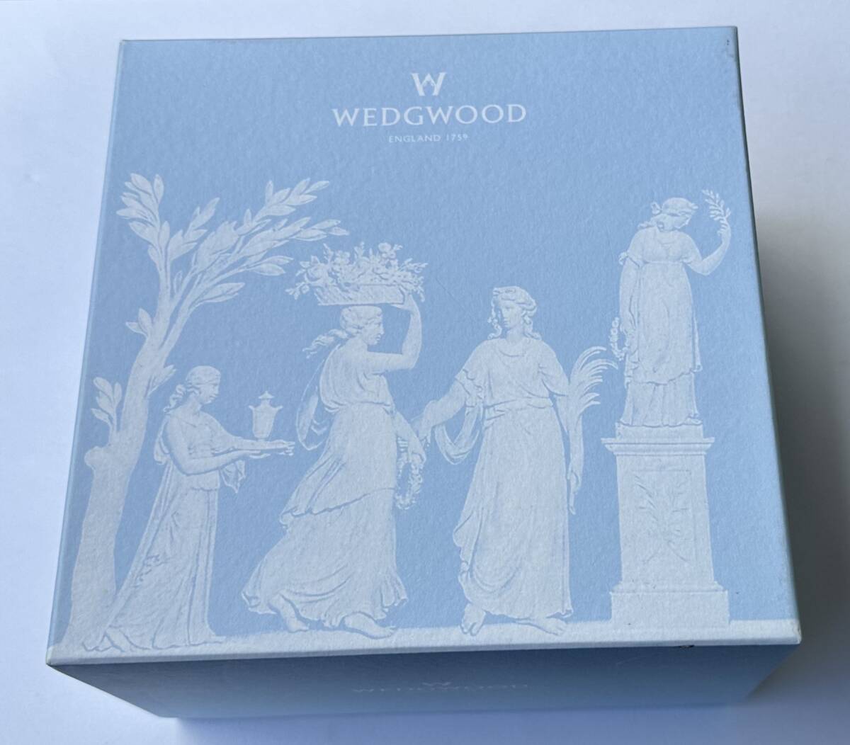 【レア/希少品】WEDGWOOD　ウエッジウッド　ジャスパー　脚付ボール　箱付き_画像7