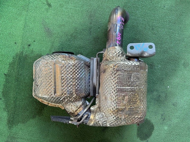 BMW MINI ミニ クロスオーバー XD20F 触媒 N47C20A_画像10