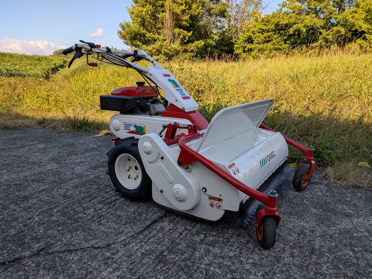 静岡県掛川市発　草刈り機　オーレックハンマーナイフモアHR８０２　タイヤ新品　直接引き取りのみ_画像2