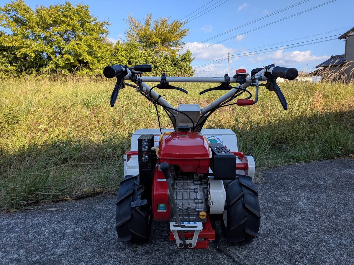 静岡県掛川市発　草刈り機　オーレックハンマーナイフモアHR８０２　タイヤ新品　直接引き取りのみ_画像5