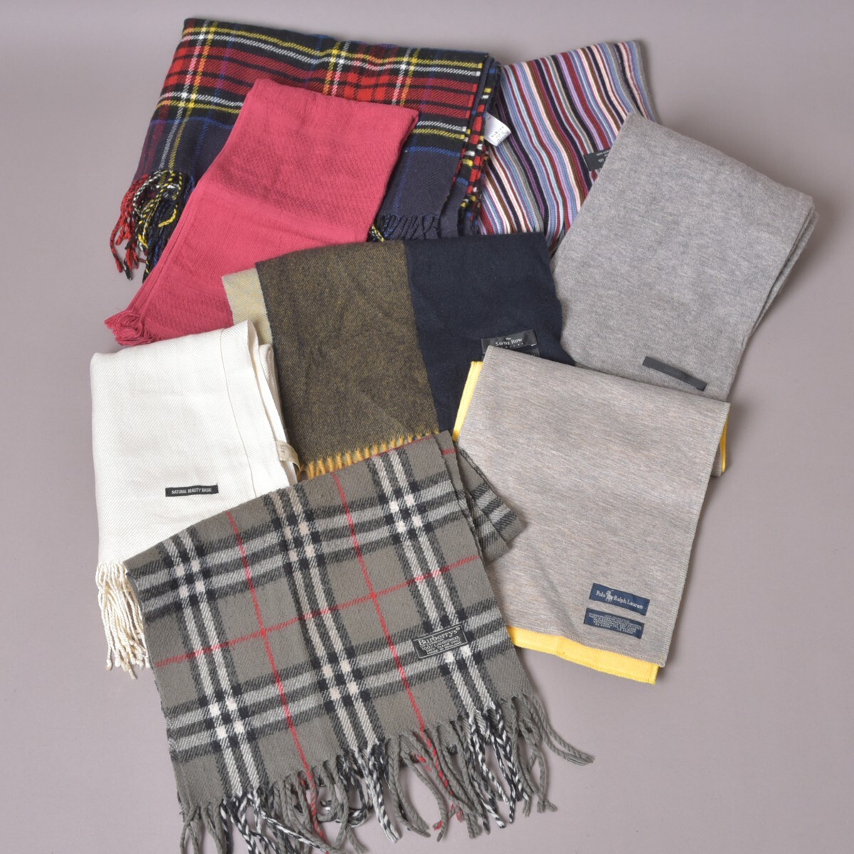 まとめ売り 高級ブランド ストール ひざ掛け マフラー 56点 BURBERRY/FENDI/ChristianDior/CELINE 他 ブランケット #140※1106-51/■d.c_画像6