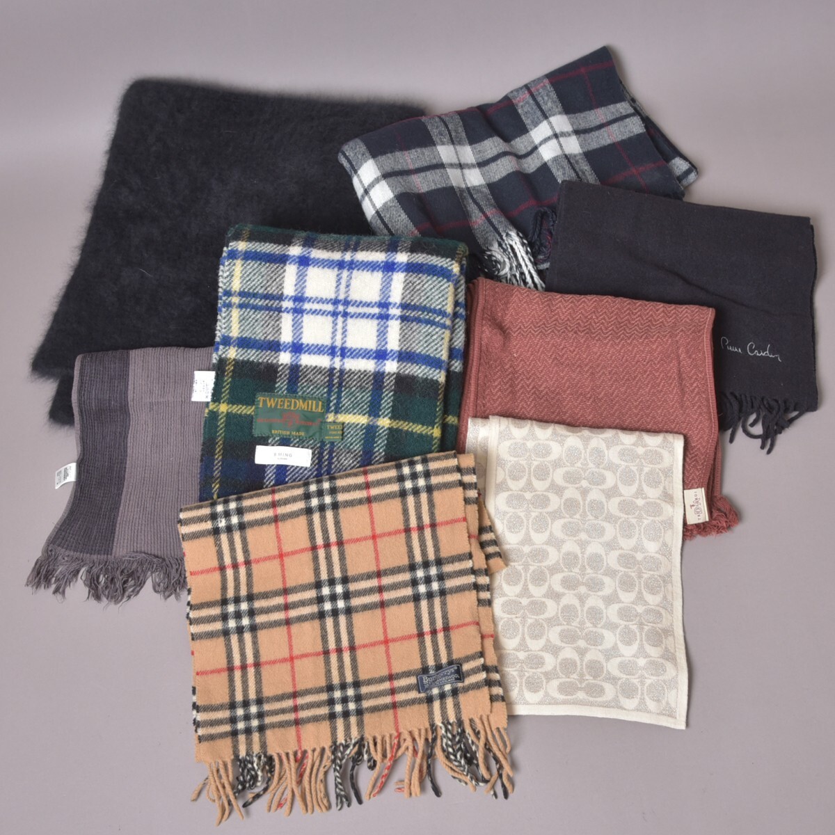 まとめ売り 高級ブランド ストール ひざ掛け マフラー 56点 BURBERRY/FENDI/ChristianDior/CELINE 他 ブランケット #140※1106-51/■d.c_画像7