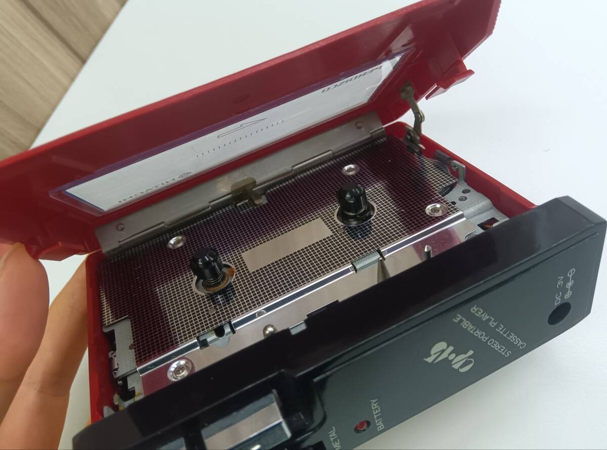 HITACHI CP-15 PERDISCO Vintage PORTABLE CASSETTE PLAYER 日立 レトロ ポータブルカセットプレーヤー ジャンク ◆0231_画像6