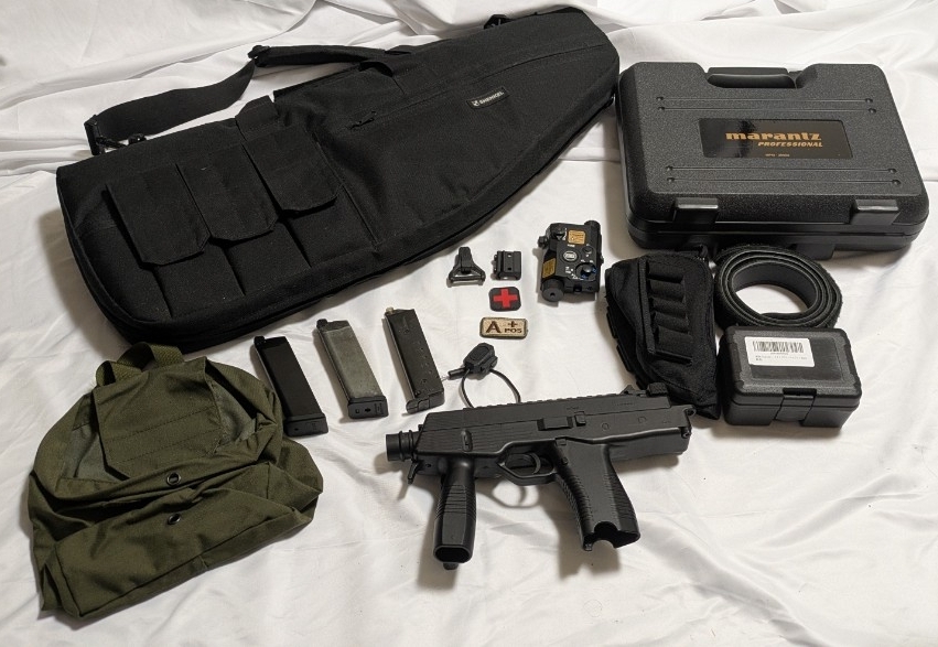 [ страйкбол сопутствующие товары продажа комплектом ] gun кейс * сумка * электрооружие корпус * газовый пистолет журнал и т.п. MP9/PEQ/g блокировка / Tokyo Marui / Crown 