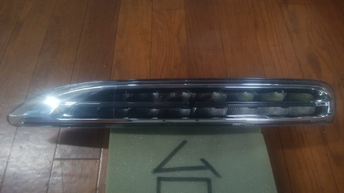 U#219 Porsche Cayenne 958 ABA-92AM5502 2012 год оригинальный левый LED указатель поворота свет дневной свет 