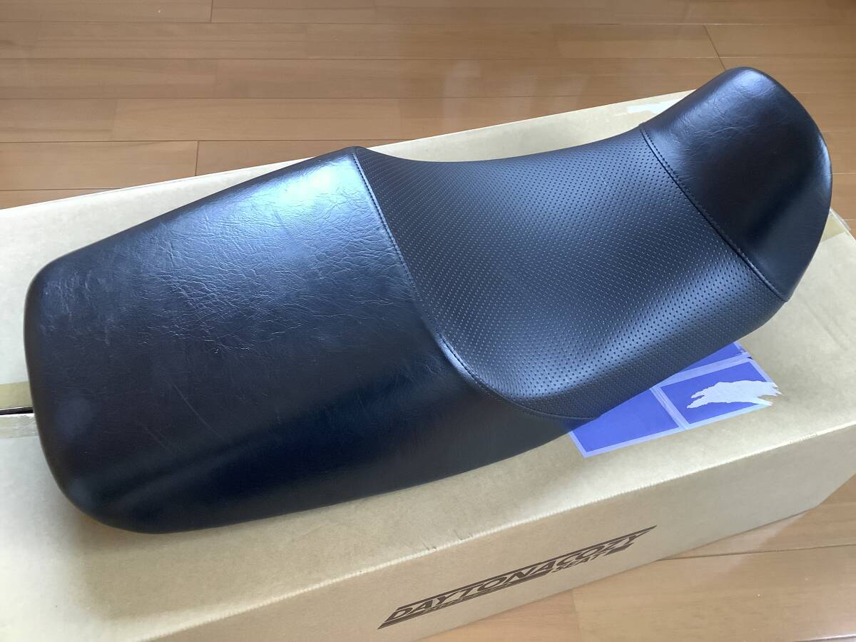 ヤマハ XJR1300 デイトナ コージーシート　元箱あり_画像3