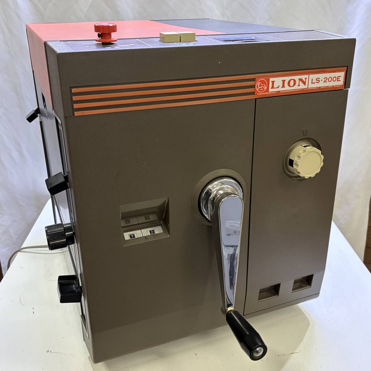 ○ LION LS-200E 謄写輪転機 ガリ版印刷機 ライオン事務器 手動式 昭和レトロ 現状品 ○F011119K_画像1
