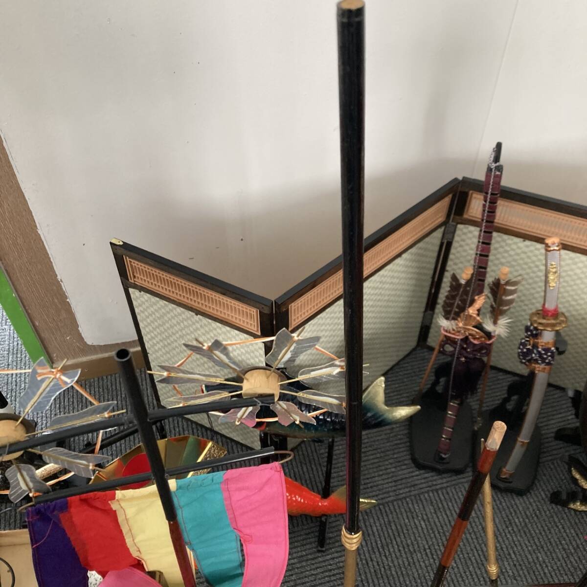 tk2348　【3個口】金小札朱縅之大鎧 子供大将飾 紫峰作 端午の節句 五月人形 飾りセット_画像4