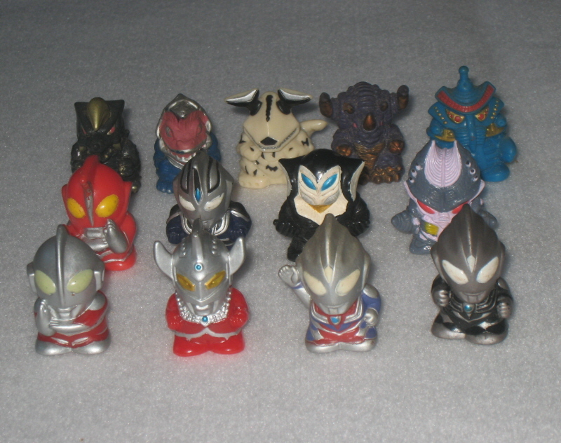 sm09　指人形　ウルトラマンミニ　13体_画像1