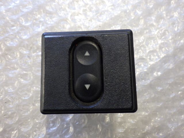 * Fiat Panda 141AKA 1998 год первое поколение Serie 2* выключатель электростеклоподъемников оригинальный б/у 