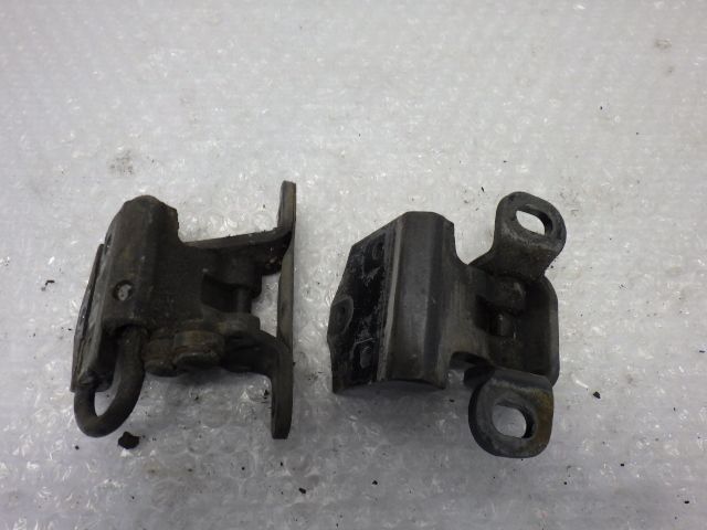 * Volvo 200 серии 240GLE AB230W B230* задний левый дверная петля верх и низ в комплекте оригинальный б/у 