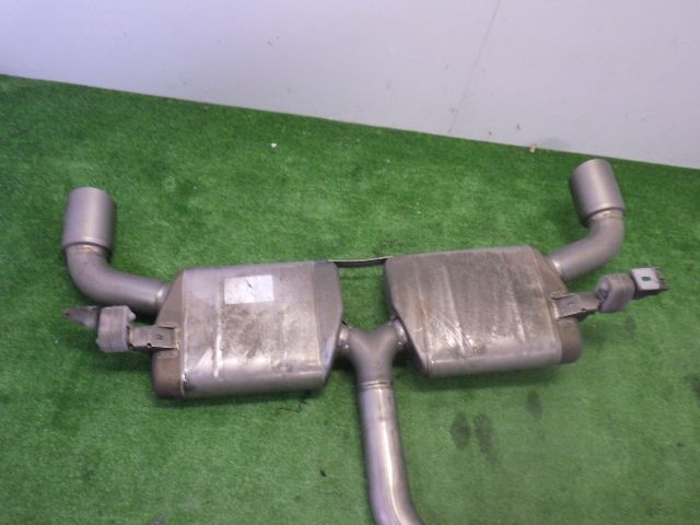 ★VW ゴルフ GTI TCR DNU 2WD AT 引取限定★リア マフラー AKRAPOVIC アクラポビッチ 純正 中古 チタン 5Q0118AM 5Q0253211CB_画像2