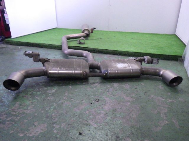 ★VW ゴルフ GTI TCR DNU 2WD AT 引取限定★リア マフラー AKRAPOVIC アクラポビッチ 純正 中古 チタン 5Q0118AM 5Q0253211CB_画像5