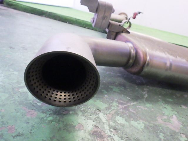 ★VW ゴルフ GTI TCR DNU 2WD AT 引取限定★リア マフラー AKRAPOVIC アクラポビッチ 純正 中古 チタン 5Q0118AM 5Q0253211CB_画像6