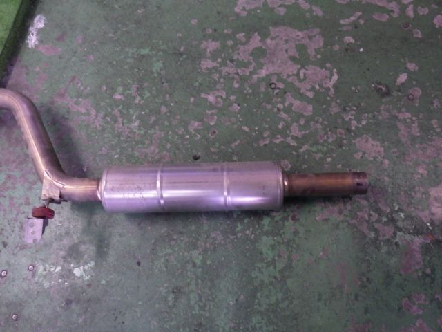 ★VW ゴルフ GTI TCR DNU 2WD AT 引取限定★リア マフラー AKRAPOVIC アクラポビッチ 純正 中古 チタン 5Q0118AM 5Q0253211CB_画像3