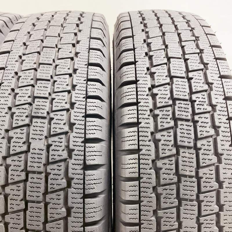 中古タイヤ 145/80r12 80/78N スタッドレスタイヤ ブリヂストン W300 4本セット ハイゼット エブリィ キャリィ ミニキャブ 中古 12インチ_画像3