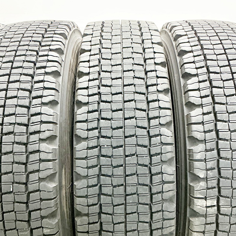 中古タイヤ 9R19.5 14PR ブリヂストン ダブリュー970 スタッドレスタイヤ 6本セット 大型トラック 中古 19.5インチ_画像3