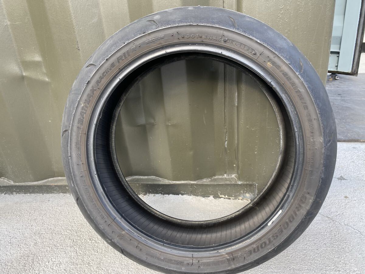 【最強】ブリヂストン R11 公道可 120/70R17・180/55R17 前後セット サーキット・ワインディングに最適　ハイグリップ 22年製_画像5