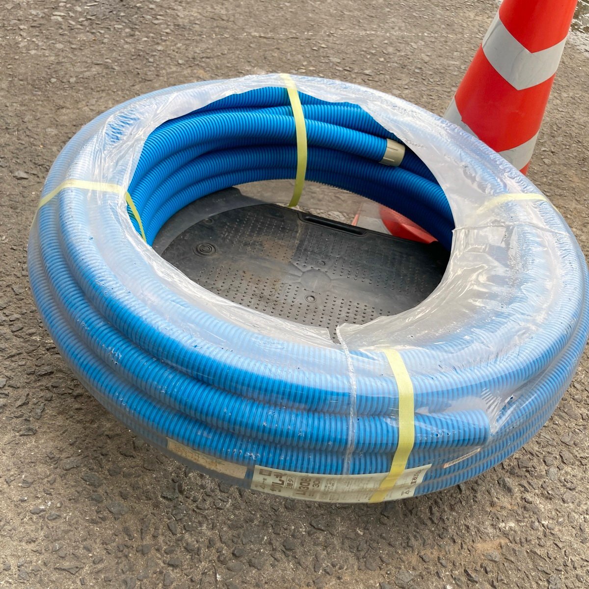 浜睦c542 未来工業 サヤフレキ2「LS2-30B-B」■2層タイプ 給水用 適合樹脂管(16A・16H)最大配管長(12m)外径φ37 内径φ30 長さ30m_画像1