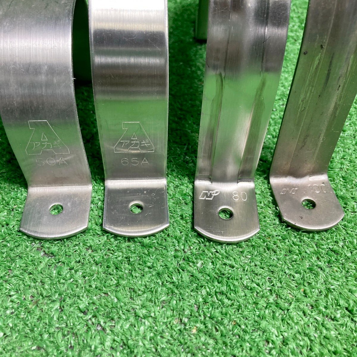 浜睦c562 ☆大量出品 アカギ 他 ステン含む 厚口サドルバンド(φ50/φ65/φ80/φ100)/ネジ込T足/ナット付き吊り足/羽子板ボルト_画像7