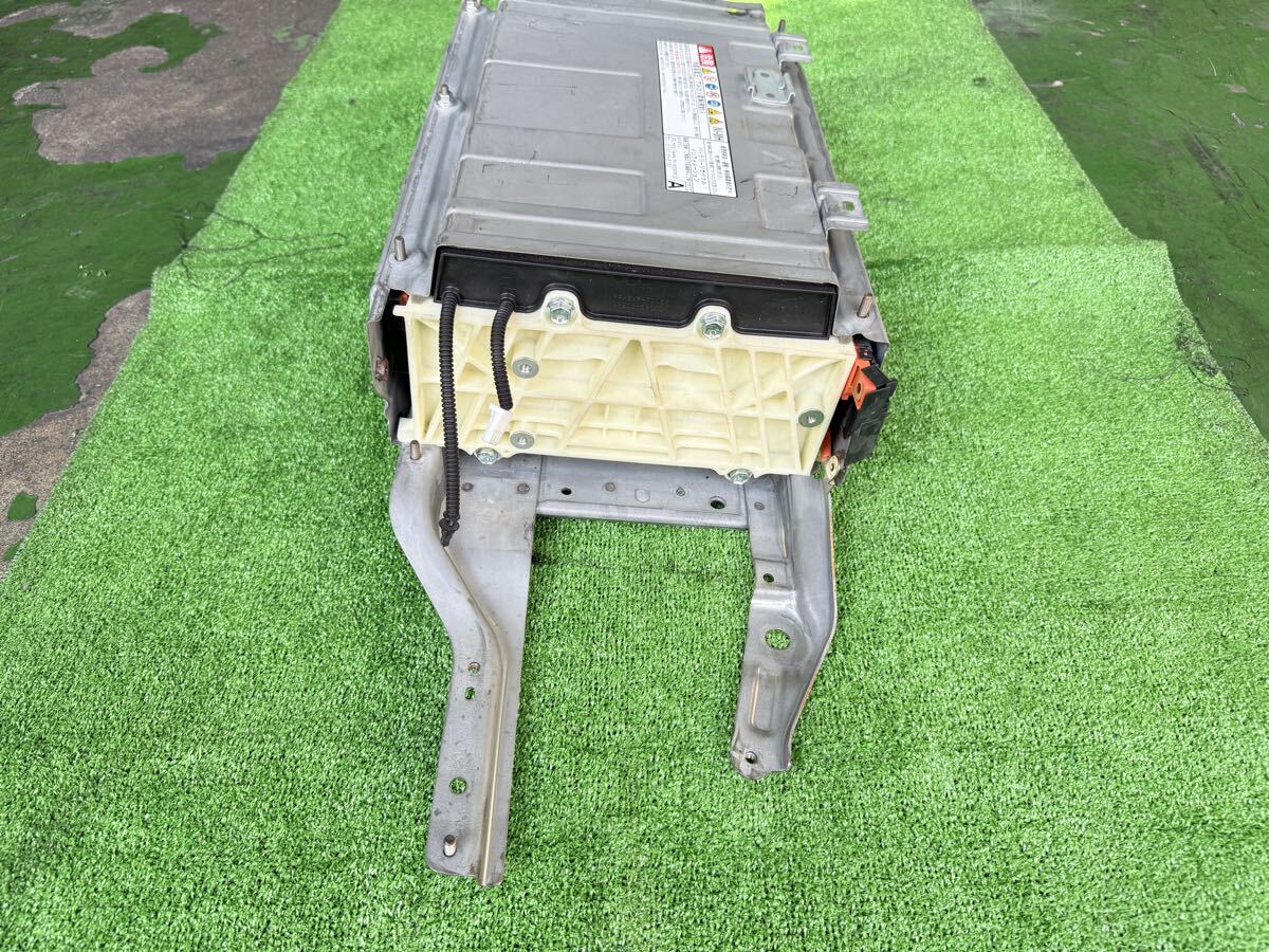 トヨタ アクア NHP10 実車取り外し ハイブリットバッテリー HVバッテリー G9280-52031 ④_画像6