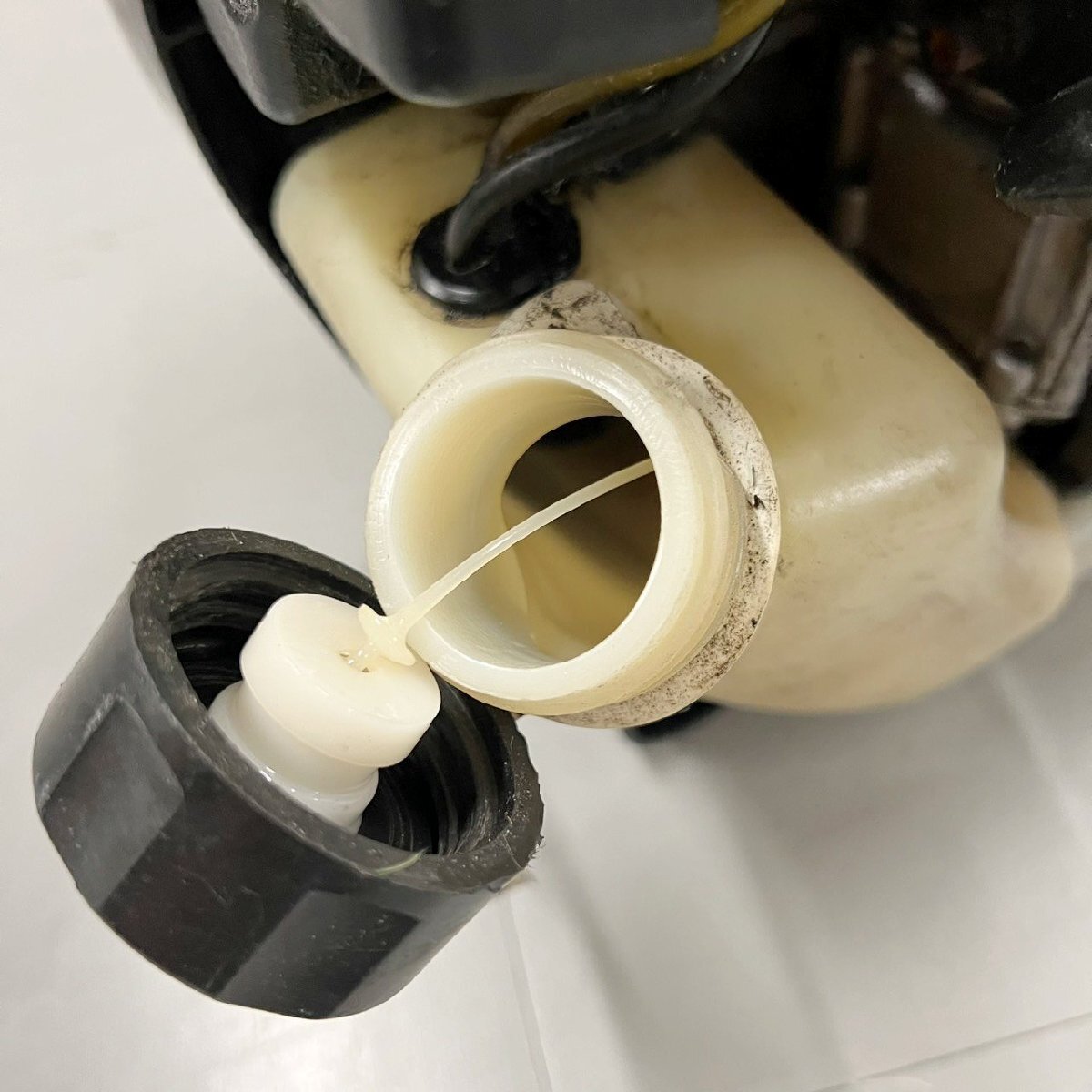 Makita マキタ EUB4250 エンジンブロワ 送風 掃除 動作確認済み 未整備 工具 現場 4ストローク_画像9