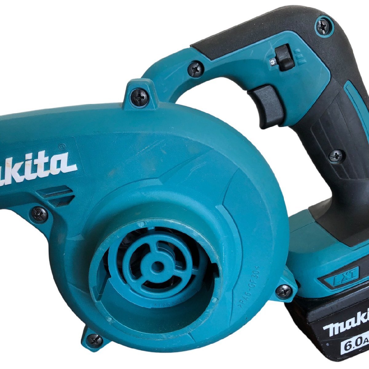 USED マキタ 充電式ブロワ UB185D 本体 バッテリ BL1860B 18V 6.0Ah 付き 動作確認済 makita コンパクト 吹き飛ばし 集じん 現場 作業 工事_画像3