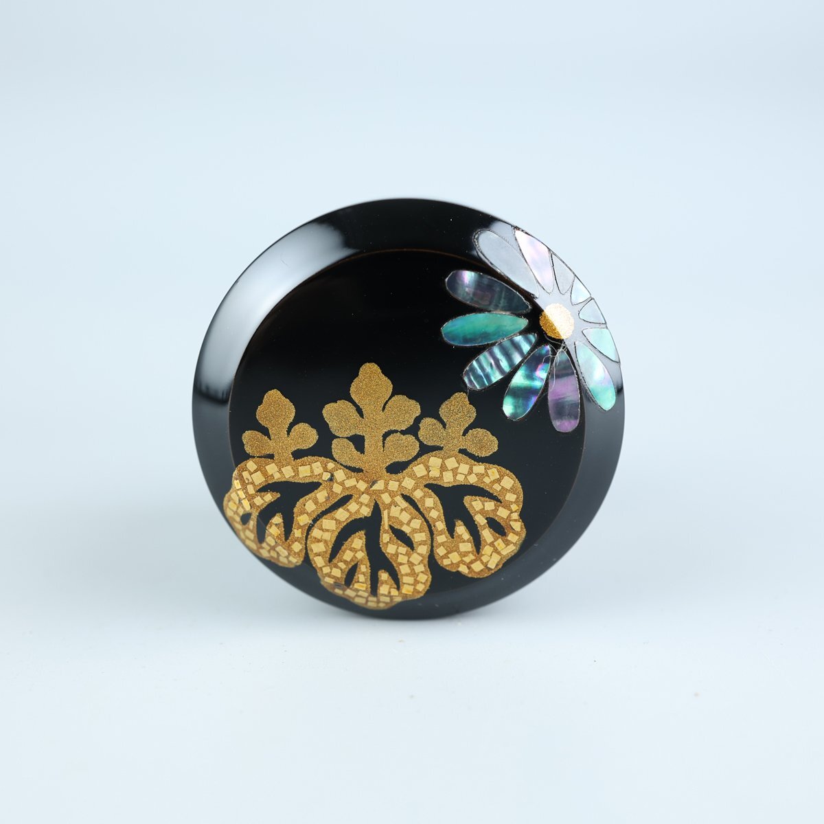 【志】K0607 菊桐蒔絵 吹雪棗 一后一兆作 螺鈿 蒔絵 茶道具 茶入 共箱【】_画像5