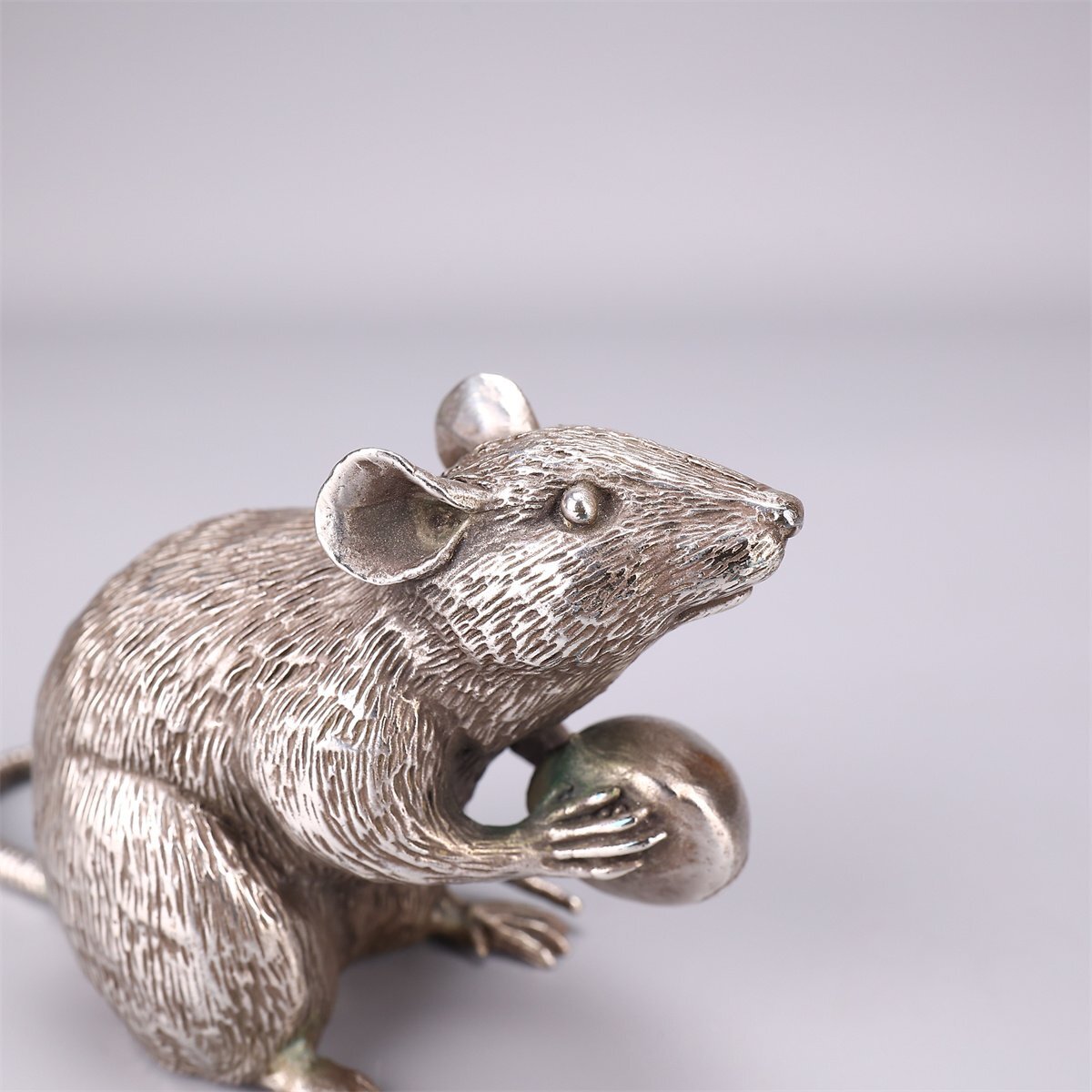 【吉】GB591 名工 【大森孝志】作 銀製 鼠 置物 重300g/共箱付 本物保証 美品R!_画像5