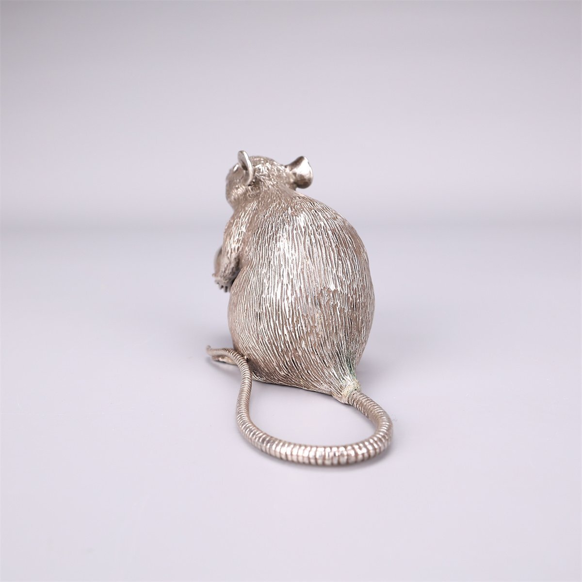 【吉】GB591 名工 【大森孝志】作 銀製 鼠 置物 重300g/共箱付 本物保証 美品R!_画像4