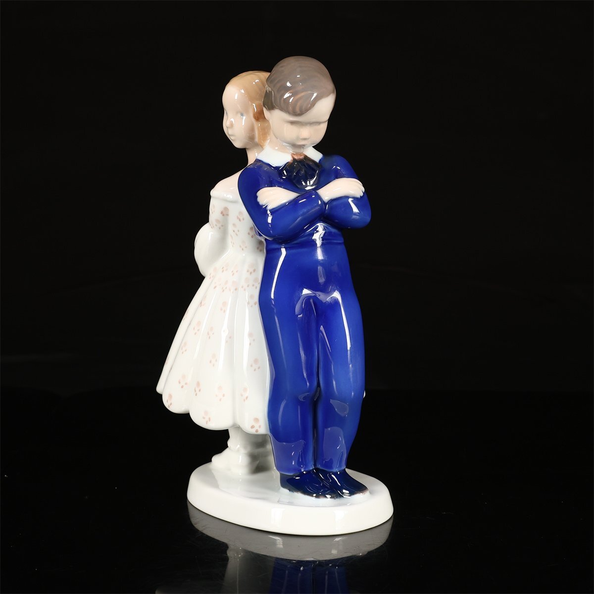 【吉】CN862 ROYAL COPENHARGEN 【ロイヤルコペンハーゲン】 B&G 磁器人形 フィギュリン 「怒らないで」 男女 置物_画像2