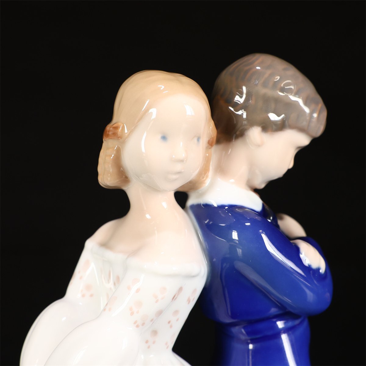 【吉】CN862 ROYAL COPENHARGEN 【ロイヤルコペンハーゲン】 B&G 磁器人形 フィギュリン 「怒らないで」 男女 置物_画像8