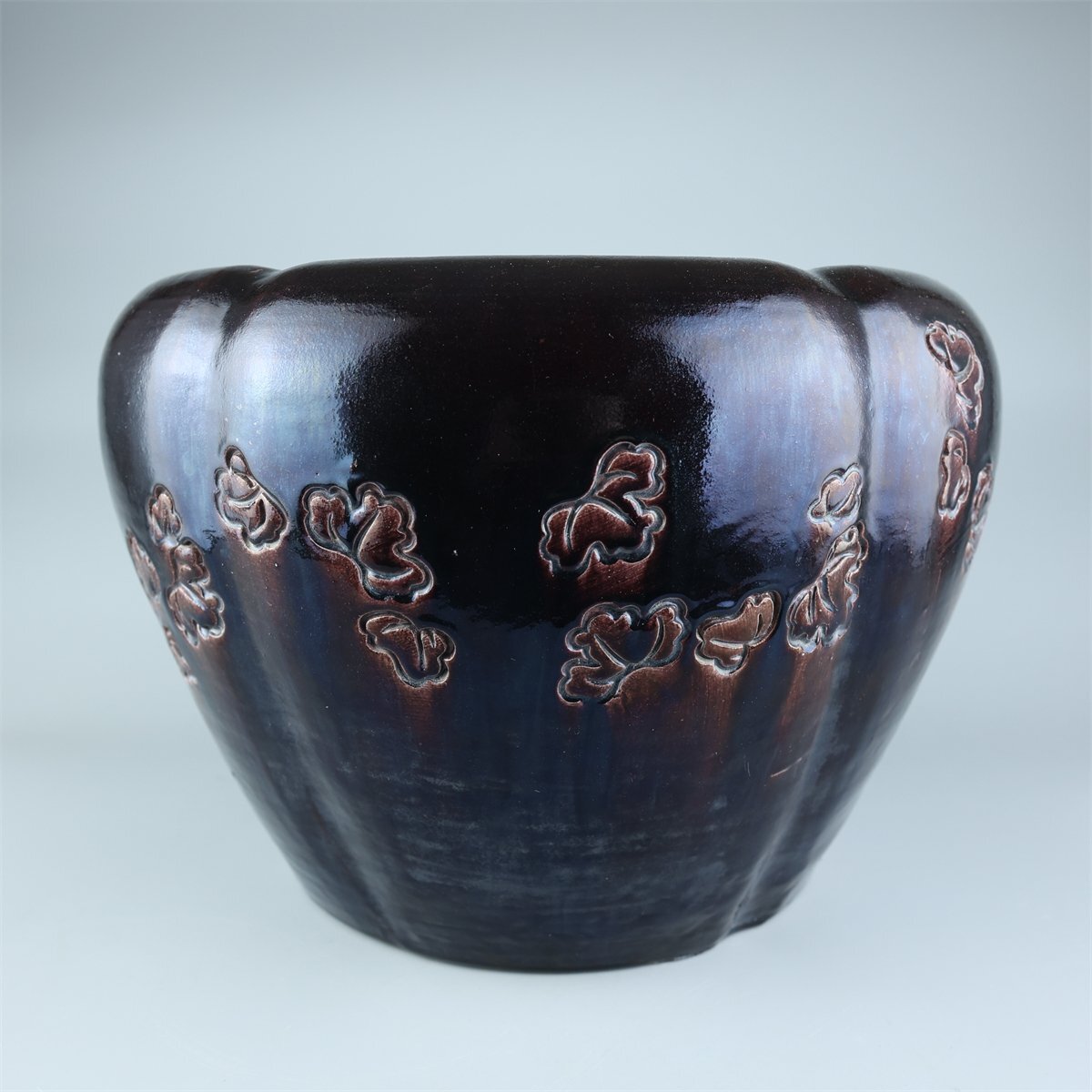 【志】K1778 火鉢 永楽善五郎作 紫交趾 花文 茶道具 共箱_画像2