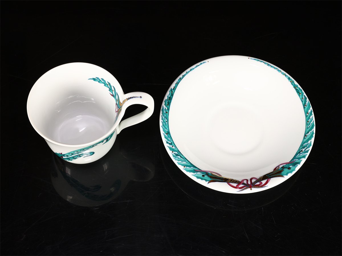 【吉】CN782 ROYAL COPENHARGEN 【ロイヤルコペンハーゲン】 JINGLE BELLS クリスマス カップ＆ソーサー 1組 2点セット／美品！_画像4