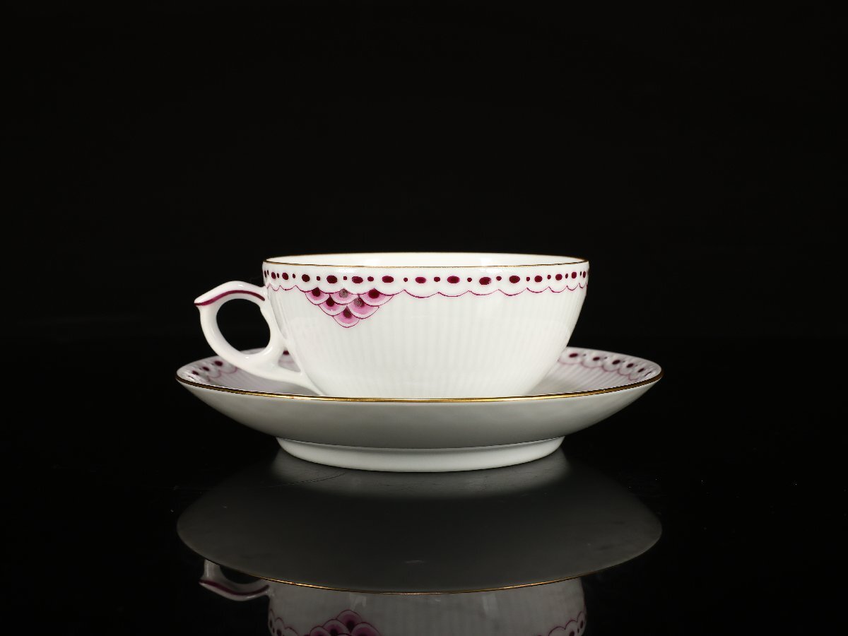 【吉】CN314 ROYAL COPENHARGEN 【ロイヤルコペンハーゲン】 赤絵 バーガンディプリンセス カップ＆ソーサー 1組 2点セット／美品Y！_画像3