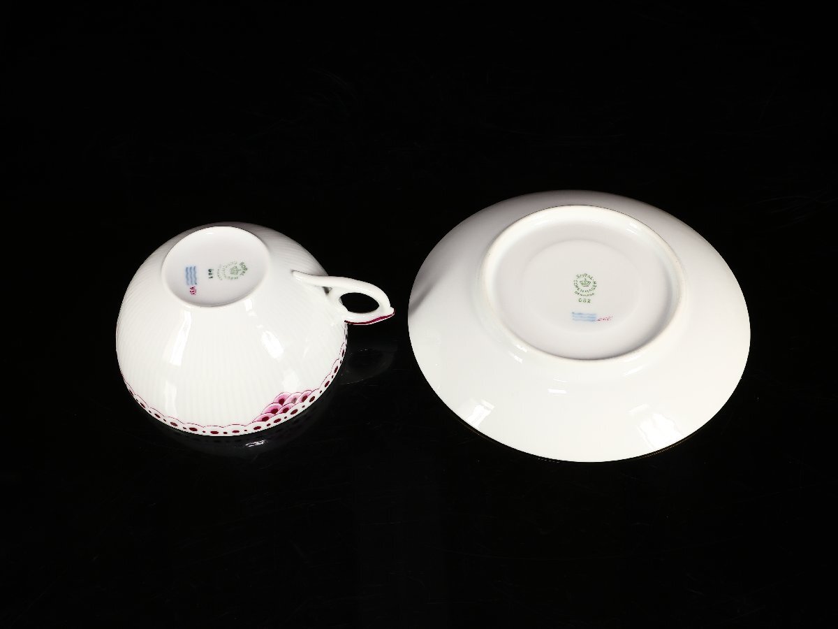 【吉】CN314 ROYAL COPENHARGEN 【ロイヤルコペンハーゲン】 赤絵 バーガンディプリンセス カップ＆ソーサー 1組 2点セット／美品Y！_画像7